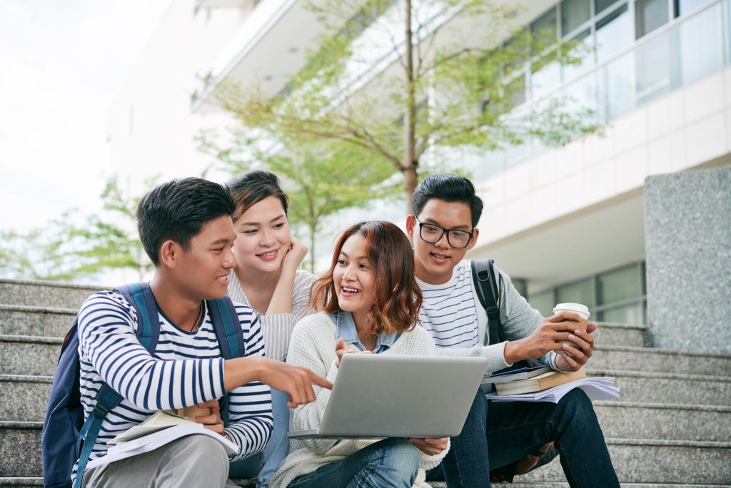 Top 5 Laptop Học Sinh Sinh Viên Dưới 10 Triệu Tốt Nhất 2026